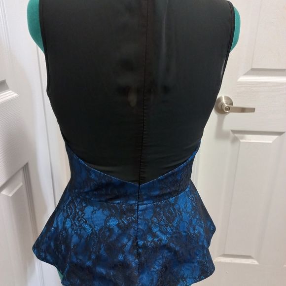 🧶Anthropologie Lace & Sheer Peplum Top, 12 - Picture 6 of 14